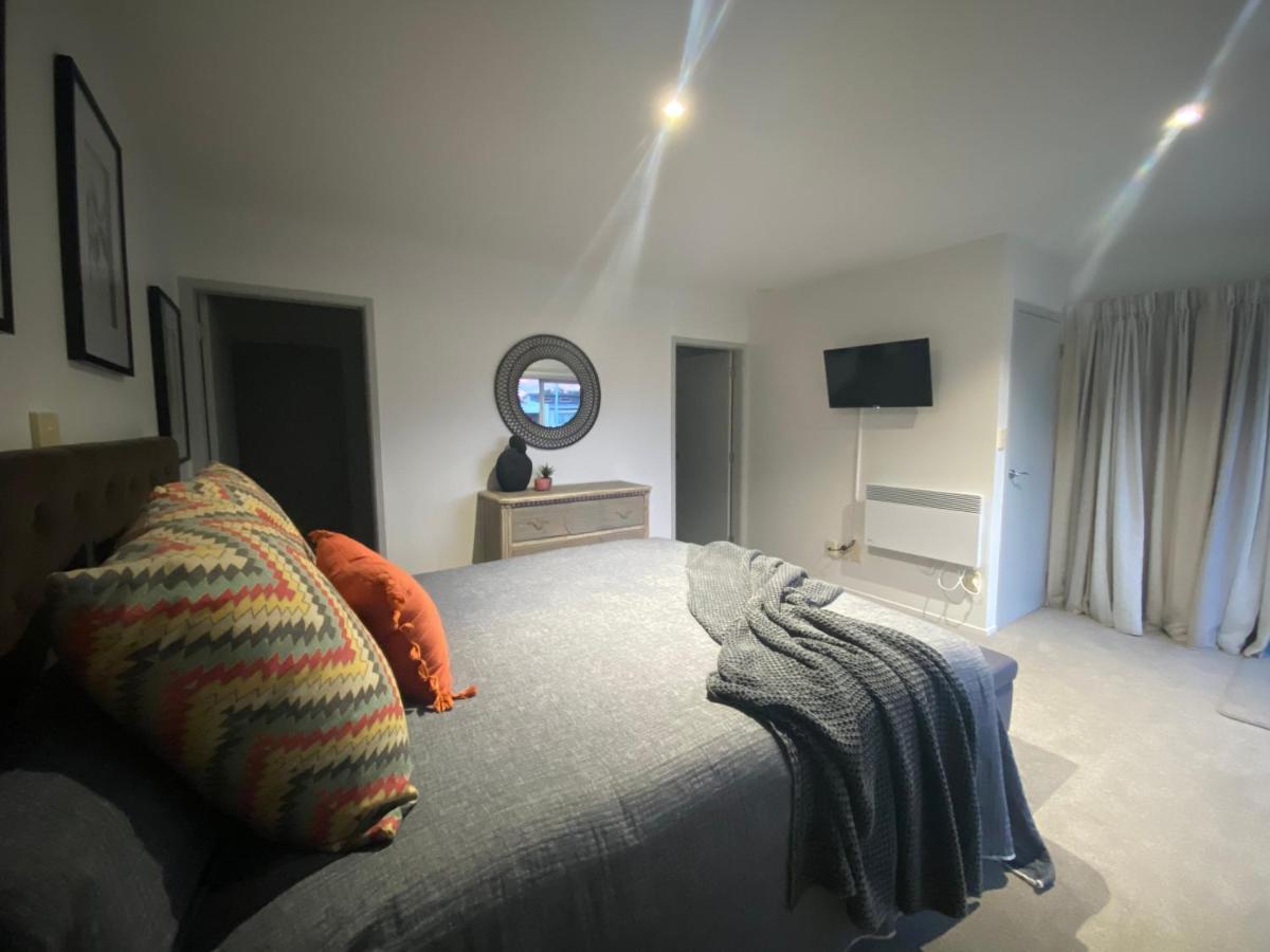 Modern Beach Apartment With Pool & Location Mount Maunganui Exterior foto