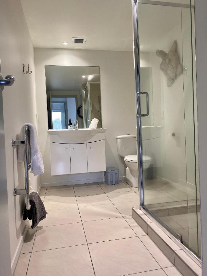 Modern Beach Apartment With Pool & Location Mount Maunganui Exterior foto