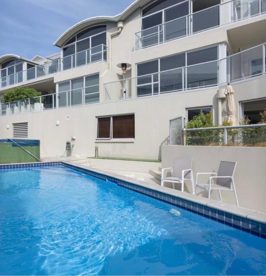 Modern Beach Apartment With Pool & Location Mount Maunganui Exterior foto